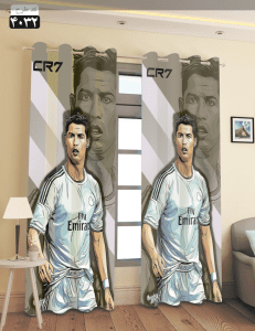 پرده رونالدو با لباس رئال مادرید